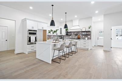 105 Seven Sister Road, Haverhill, MA 01830 - Photo 1