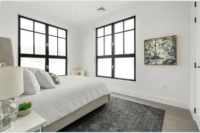 8 Leverett #2, Brookline, MA 02445 - Photo 1