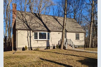 20 Nelco Ave, Dudley, MA 01571 - Photo 1