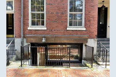 131 Charles Street, Boston, MA 02114 - Photo 1