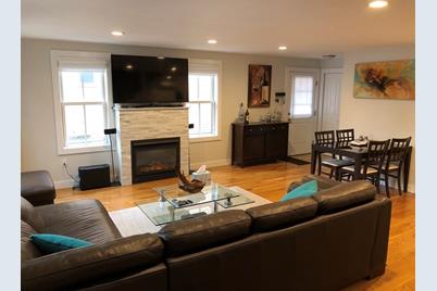 194 Franklin St #1, Cambridge, MA 02139 - Photo 1