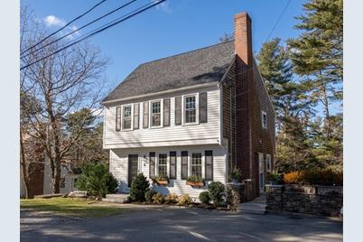 4 Prence Rd, Duxbury, MA 02332 - Photo 1
