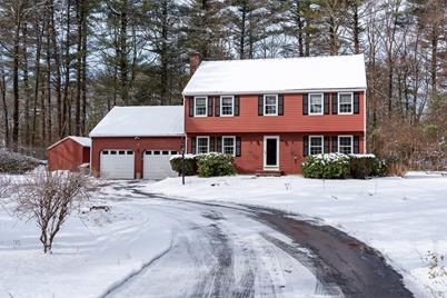 48 School St, Hopkinton, MA 01748 - Photo 1