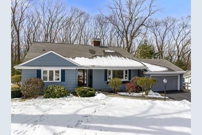 49 Colton Ln, Shrewsbury, MA 01545 - Photo 1