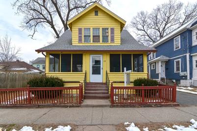 15 Shawmut St, Springfield, MA 01108 - Photo 1