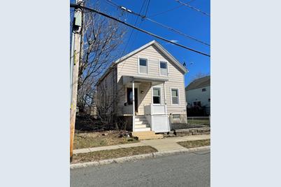 286 Orchard St, New Bedford, MA 02740 - Photo 1