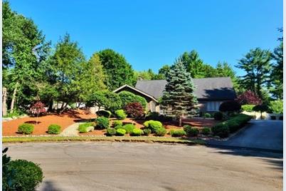 73 Carter Rd, Lynnfield, MA 01940 - Photo 1