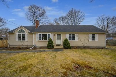 131 Wayland Road, Barnstable, MA 02601 - Photo 1