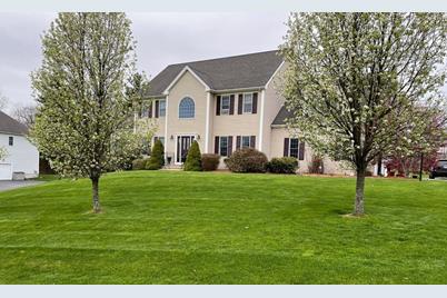 4 Karen Ln, Milford, MA 01757 - Photo 1