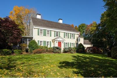 607 Broadway, Hanover, MA 02339 - Photo 1