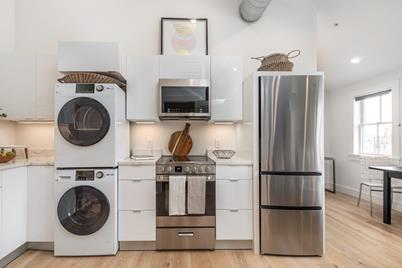 493 Trapelo Rd #305, Belmont, MA 02478 - Photo 1