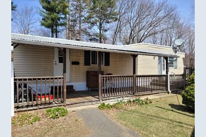 41 Pine #15, Peabody, MA 01960 - Photo 1