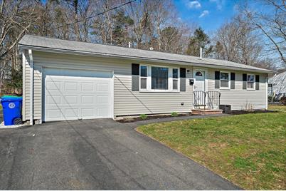 263 Moncrief Rd, Rockland, Ma 02370 - Mls 73097390 - Coldwell Banker