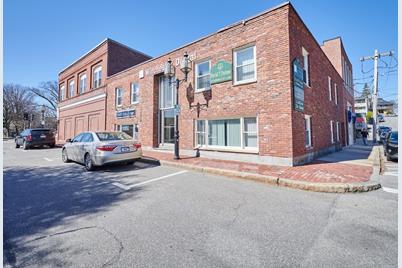 576 Main Street #1, Winchester, MA 01890 - Photo 1