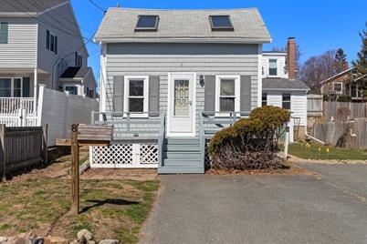8 Hobart Ave, Beverly, MA 01915 - Photo 1