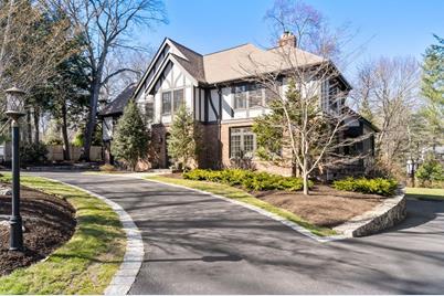 11 Rockridge Road, Wellesley, MA 02481 - Photo 1