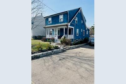 327 Union St, Randolph, MA 02368 - Photo 1