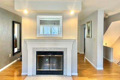 6 Locust Ln #4, Watertown, MA 02472 - Photo 1