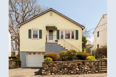 67 Andrews St, Medford, MA 02155 - Photo 1