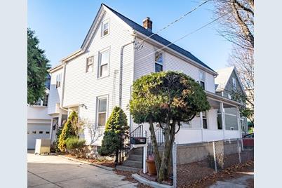 19 Faxon St #F, Newton, MA 02458 - Photo 1