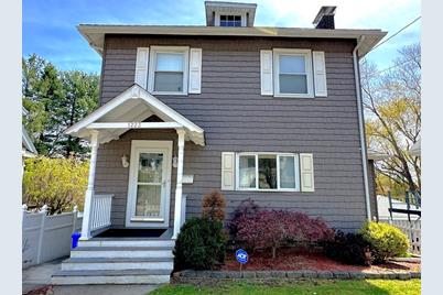 1223 Salem St, Malden, MA 02148 - Photo 1