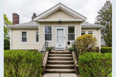 297 Derby Street, Newton, MA 02465 - Photo 1