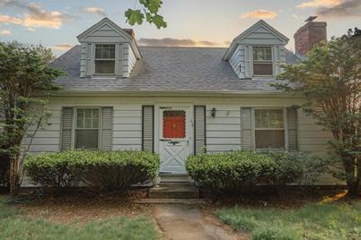 716 Cabot St, Beverly, MA 01915 - Photo 1