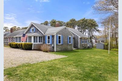 37 Union Wharf Rd, Dennis, MA 02639 - Photo 1