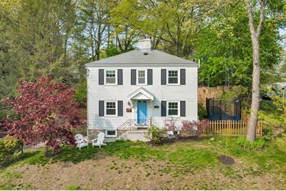 156 Dedham St, Newton, MA 02461 - Photo 1