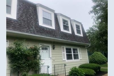 27 Saco St #27, Newton, MA 02464 - Photo 1