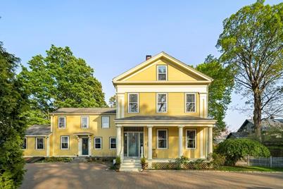 26 Academy St, Arlington, MA 02476 - Photo 1