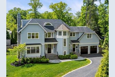 19 Crafts Rd, Brookline, MA 02467 - Photo 1