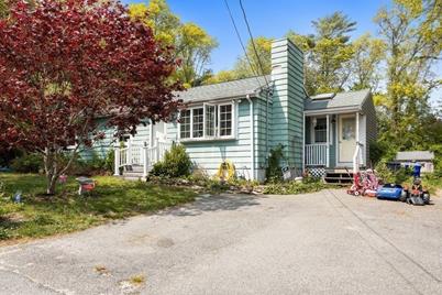 14 Tower Cir, Bourne, MA 02532 - Photo 1