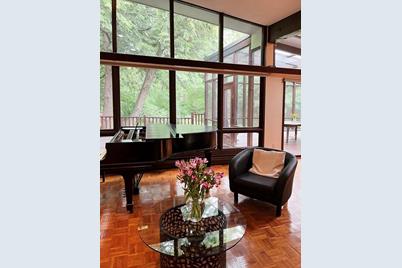 367 Newton St, Brookline, MA 02467 - Photo 1