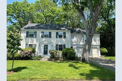 124 Pilgrim Rd #RD, Wellesley, MA 02481 - Photo 1
