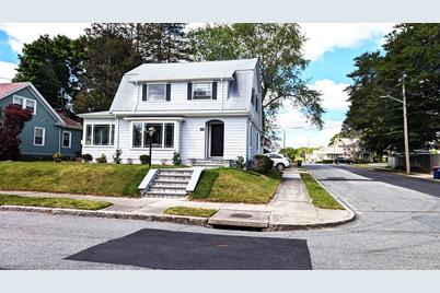 107 Reed St, New Bedford, MA 02740 - Photo 1