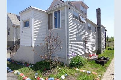 30 Pearl Avenue, Revere, MA 02151 - Photo 1