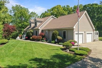 33 Colonial Farm Road, Haverhill, MA 01832 - Photo 1