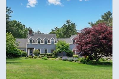 18 Pine Hill Ln, Marion, MA 02738 - Photo 1