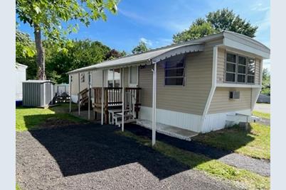 350 West Street #24, Ludlow, MA 01056 - Photo 1