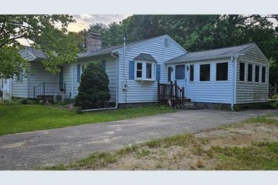 15 Kings Ter, Pembroke, MA 02359 - Photo 1