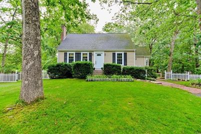 1 Janie Ave, Franklin, MA 02038 - Photo 1