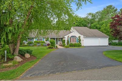 121 Setterland Farm Rd, Hanover, MA 02339 - Photo 1