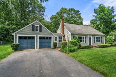 406 Tremont St, Duxbury, MA 02332 - Photo 1