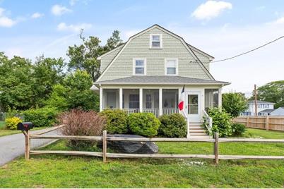 7 Charles St, Maynard, MA 01754 - Photo 1