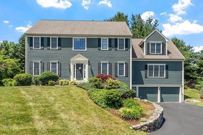 40 Stonybrook Ln, Shrewsbury, MA 01545 - Photo 1