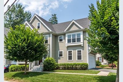 7 Floral Avenue #7, Natick, MA 01760 - Photo 1