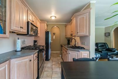 288 Regency Park Dr #288, Agawam, MA 01001 - Photo 1