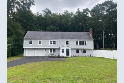 20 Woodridge Rd, Dover, MA 02030 - Photo 1