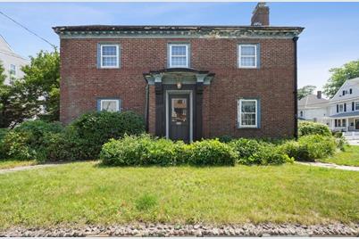 200 Pleasant St, Winthrop, MA 02152 - Photo 1